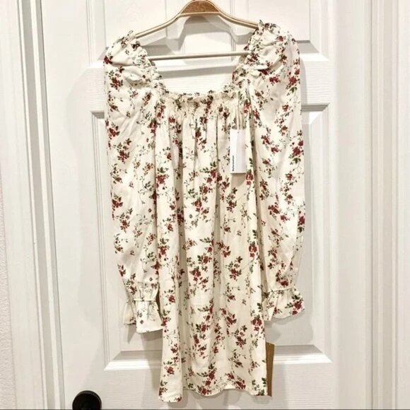 Reformation Hudsen Dress in Annaliese Mini Floral Vines Print - Picture 8 of 16
